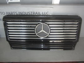 Mercedes Benz - Grille - 4638880016